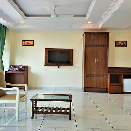 Vits Excellensea Karde Beach Dāpoli Zewnętrze zdjęcie