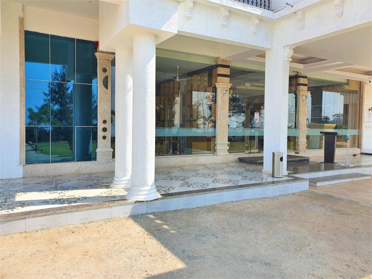 Vits Excellensea Karde Beach Dāpoli Zewnętrze zdjęcie