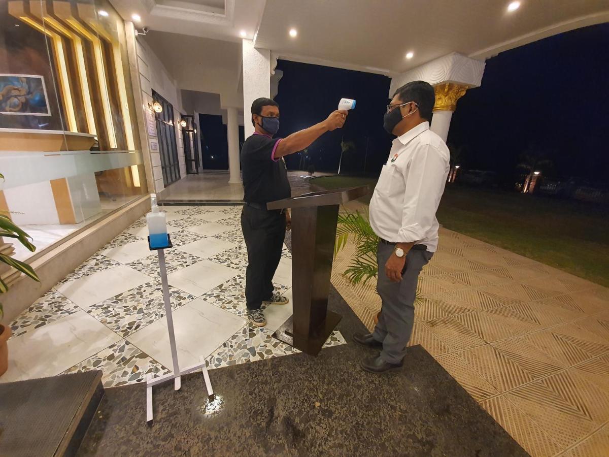 Vits Excellensea Karde Beach Dāpoli Zewnętrze zdjęcie